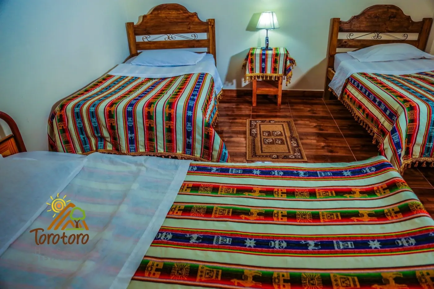 Habitación triple con tres camas individuales
